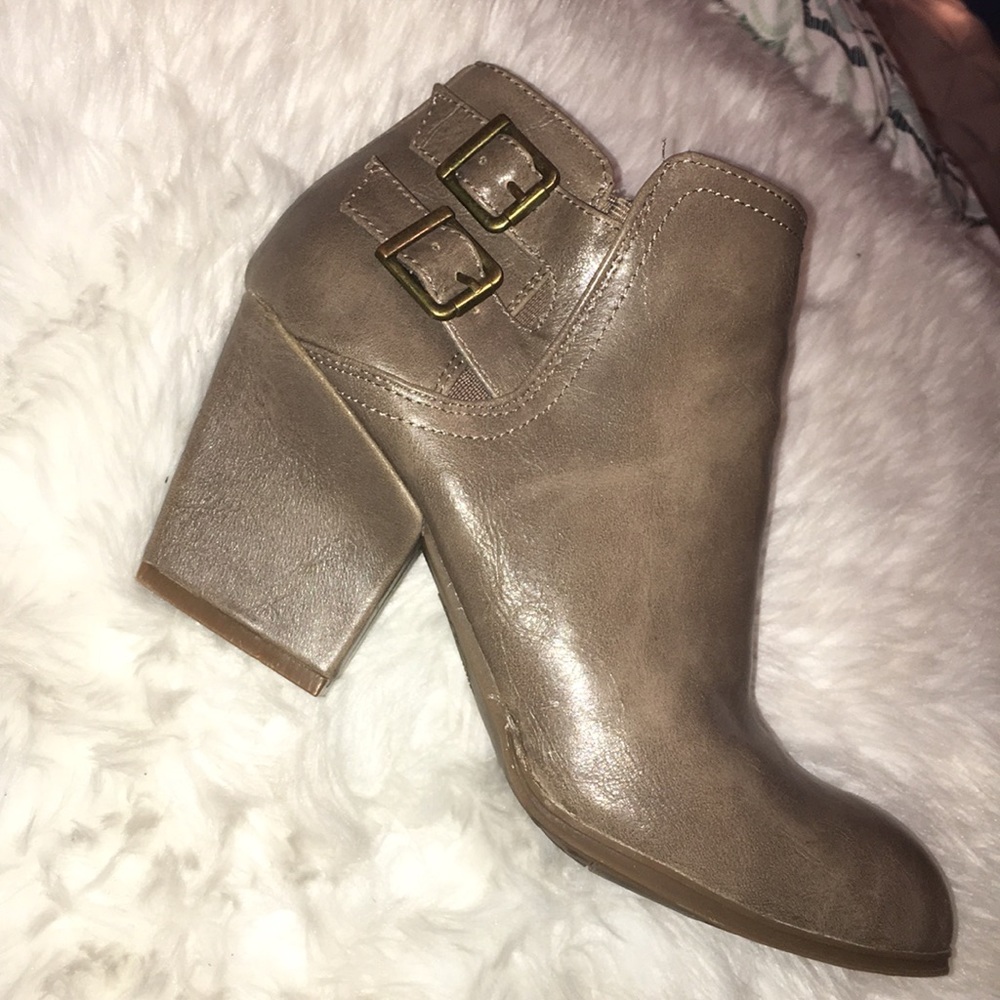 Tan boots